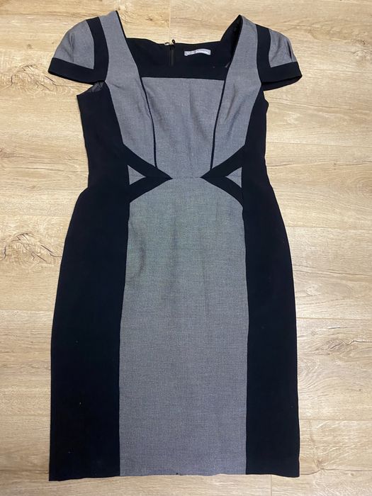 Продам женское платье