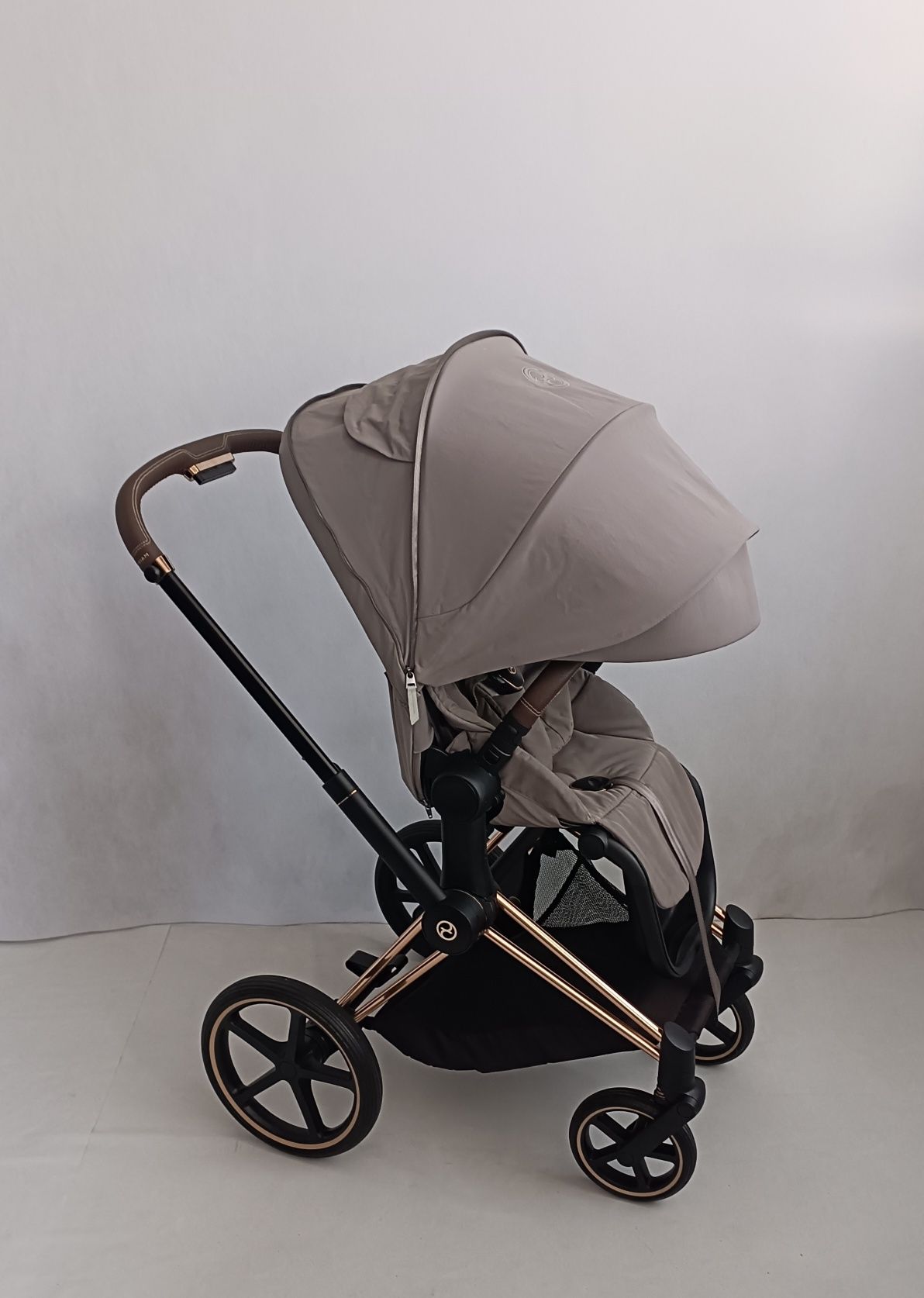 Wózek Cybex Priam 4.0 2023 r. 3w1/Fotelik Avionaut Pixel Pro