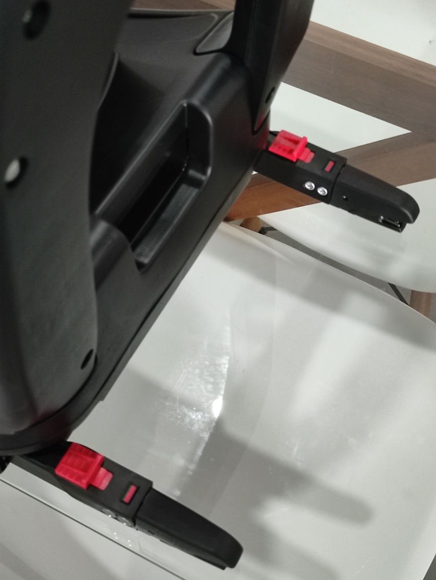 Isofix Chicco Kiros i-size