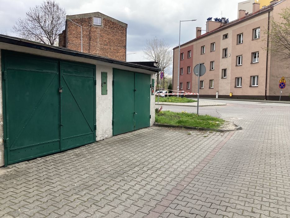 Garaż na wynajem Katowice Brynów skrzyżowanie ul. W.Pola z ul.Boczną