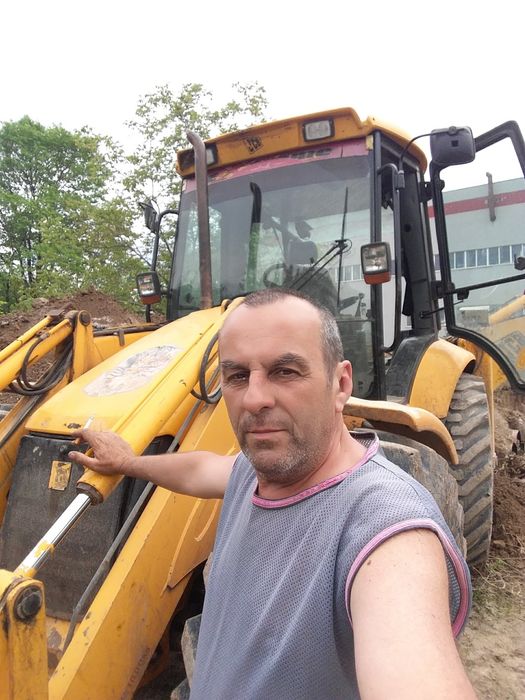 Машинист экскаватора.