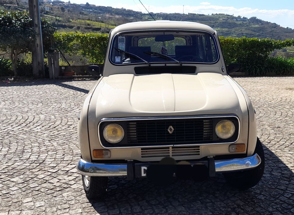 Renaut 4L (restaurada)