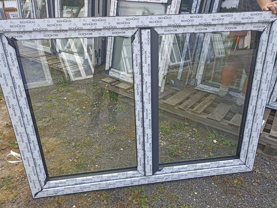 Okno pcv 184/129 antracyt obustronny trzy szyby