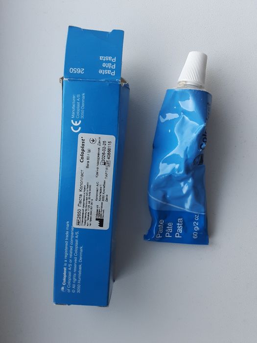 Паста Coloplast відкрита туба