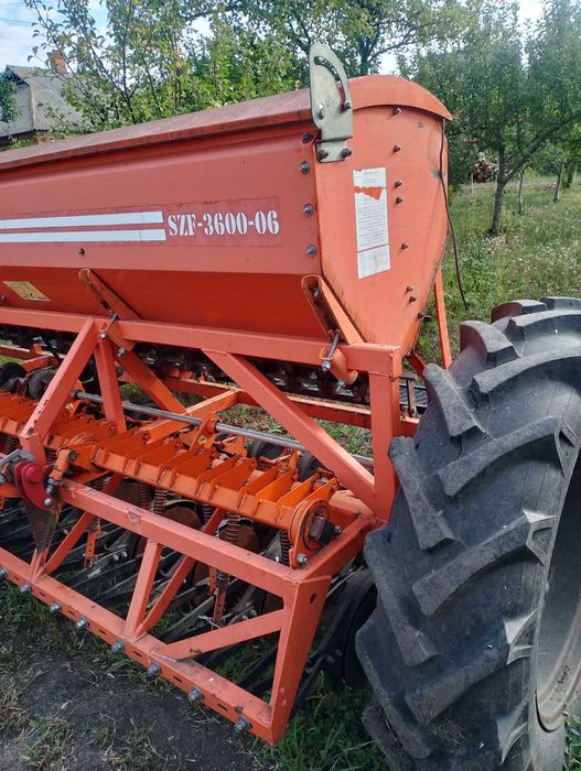 Сівалка зернова СЗФ-3.6, ФАВОРІТ, CZF-3.6, прикатка, редукторна, 2015