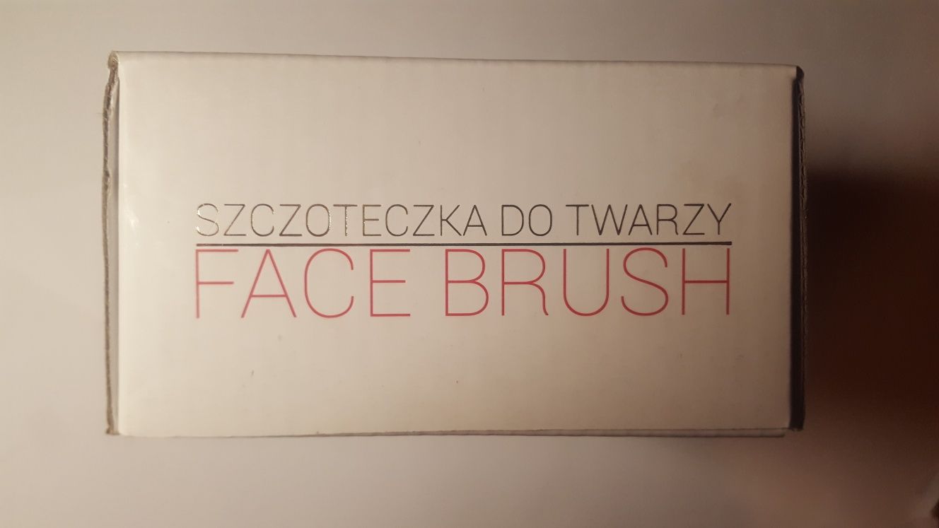 Szczoteczka do twarzy hoffen