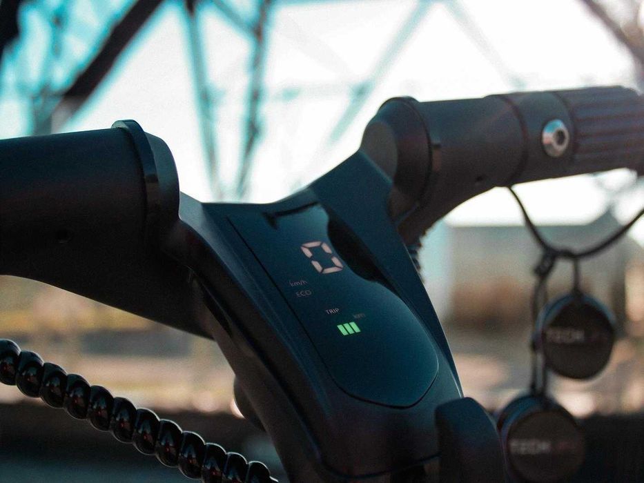 Techlife R5 DUŻA Hulajnoga Elektryczna duża dorosłych wysokich osób