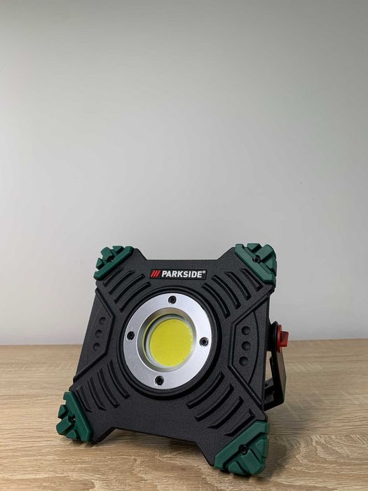 Акумуляторний світлодіодний ліхтар Parkside PAAL 6000 E1