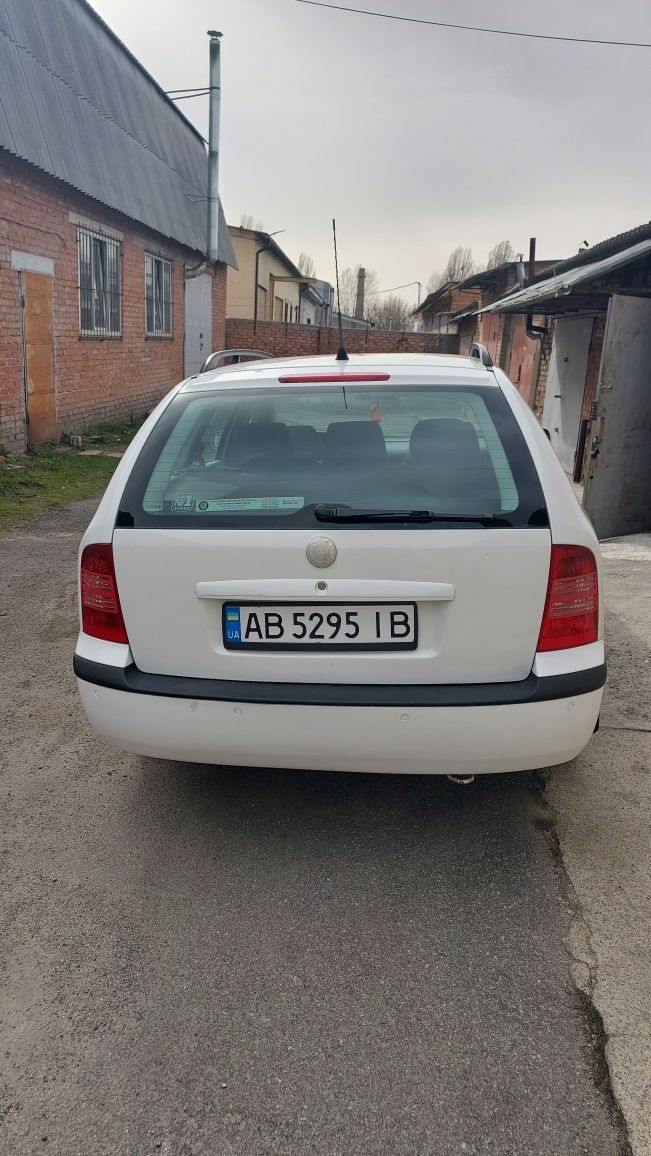 Продам Skoda Octavia Tour