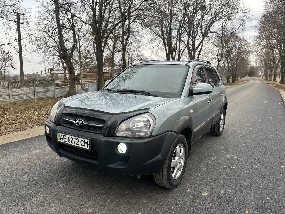 Продається Hyundai Tucson 2007рік 2.0бенз хороший стан