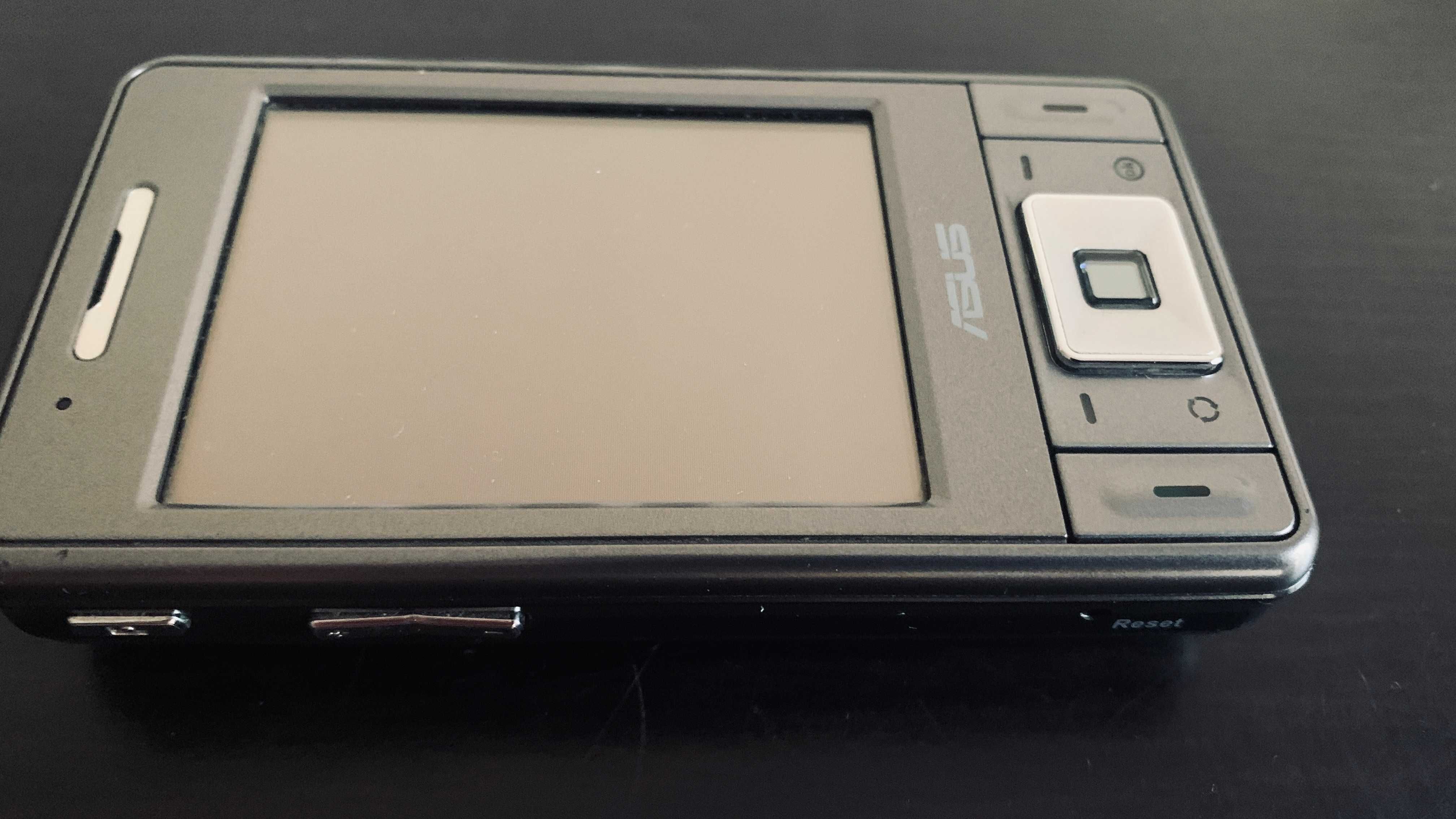 Smartfon Palmtop ASUS P535 - stan sklepowy.