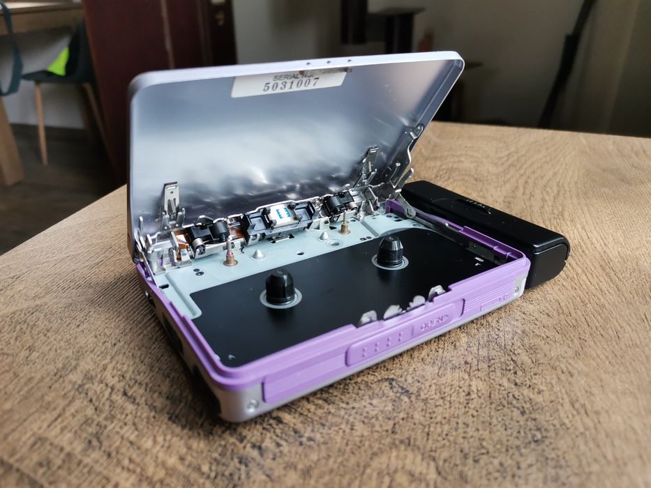 Касетний плеєр Sony EX631. Стан!