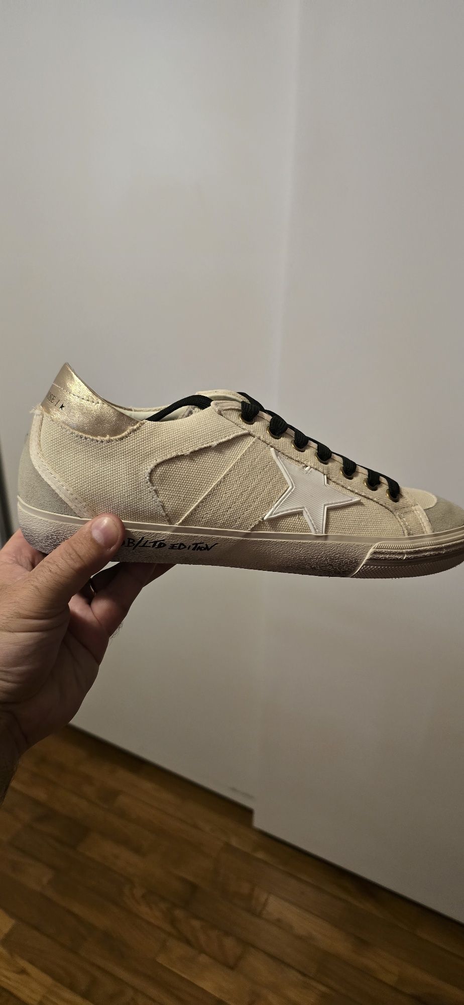 Golden goose premium