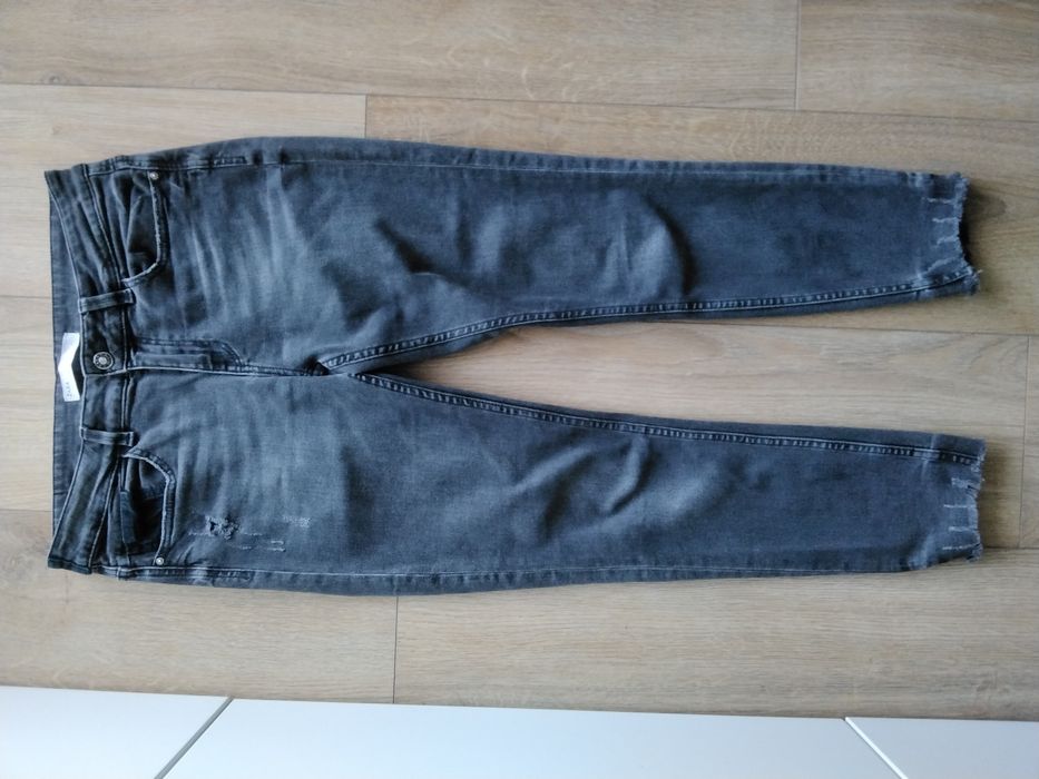 Jeansy Zara roz 40