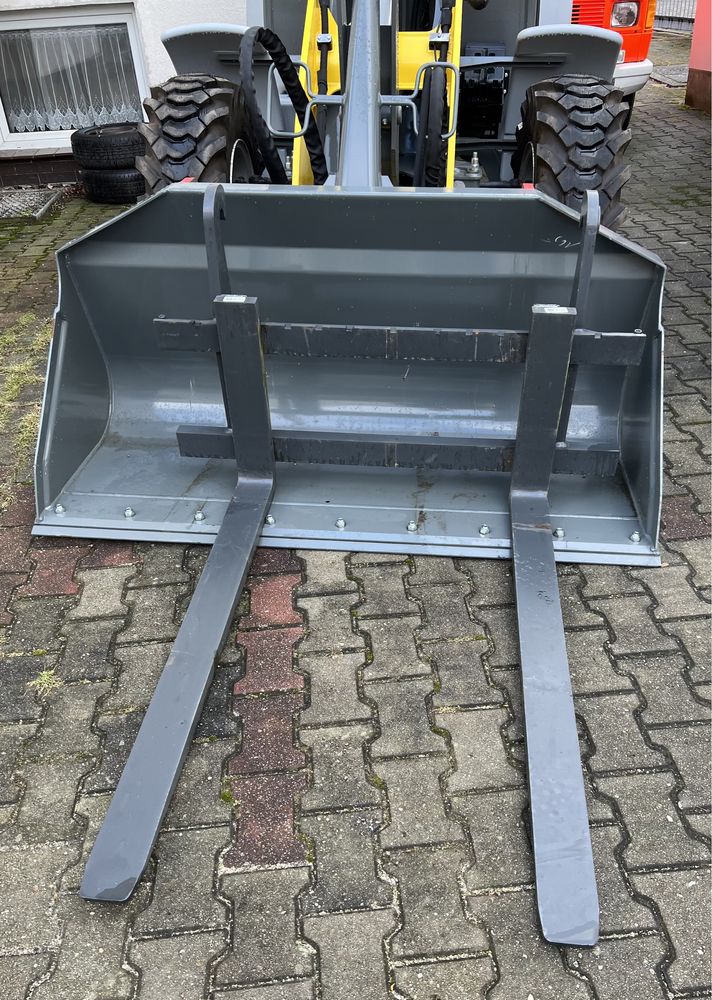 Wynajem mini ładowarki Kramer 5050 z operatorem