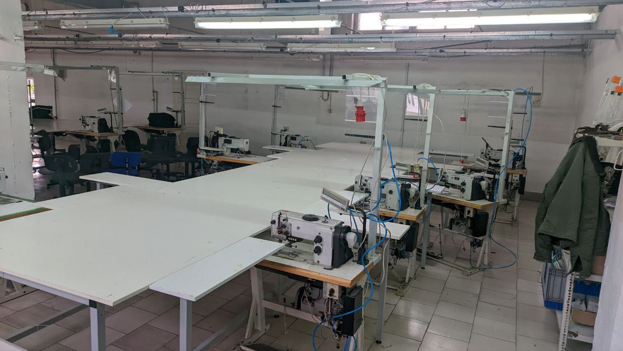 Стіл промисловий для швейних машин - Ціна вдвічі нижче собівартості!