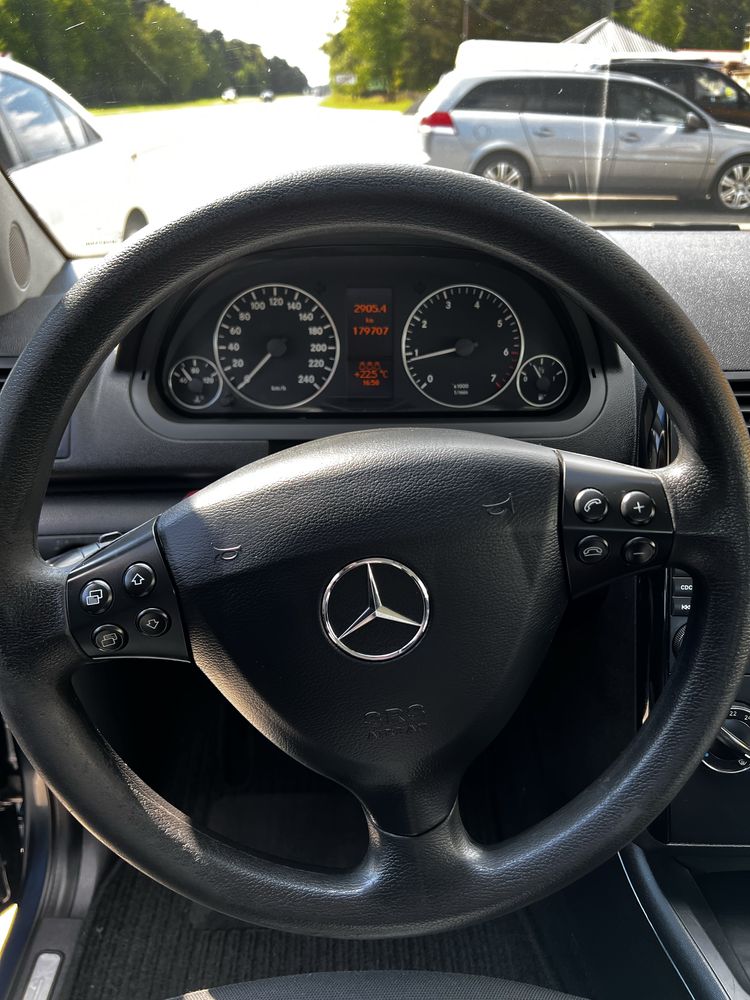 Mercedes A-klass A150 свіжо пригнаний з Німеччини.