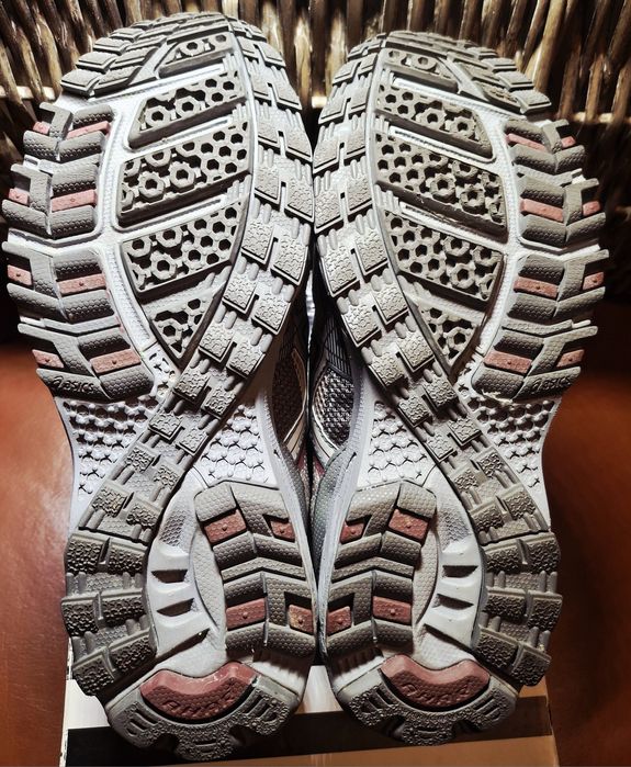 Красовки ASICS GEL-Track.US8,5