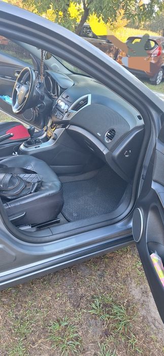 Шевроле круз 2016