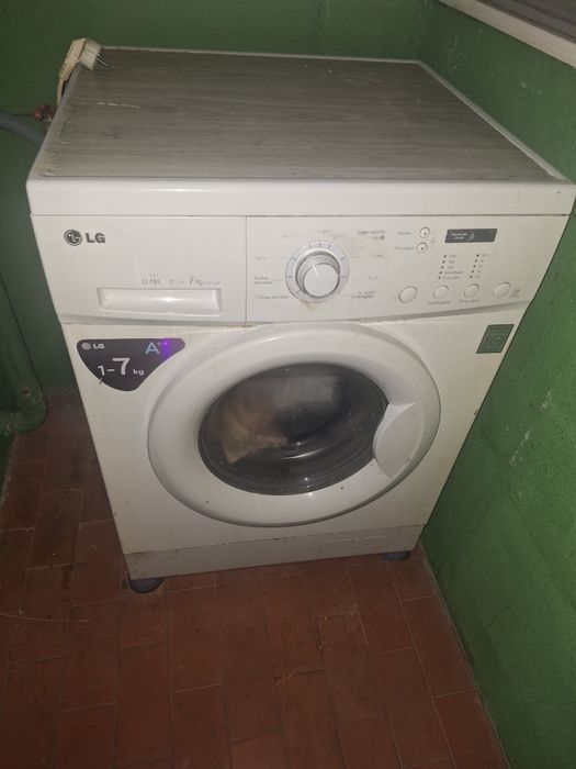 Máquina de lavar roupa LG