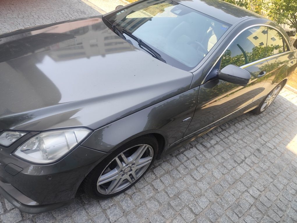 Mercedes Benz E250 cdiAMG coupé