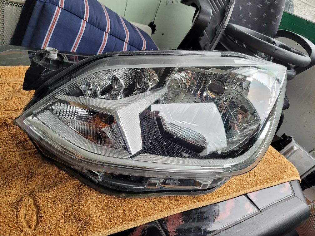 vw up lampa  led przednia lewa