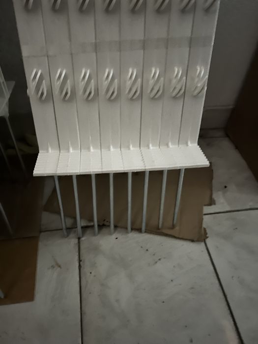 Postes para vedações elétricas