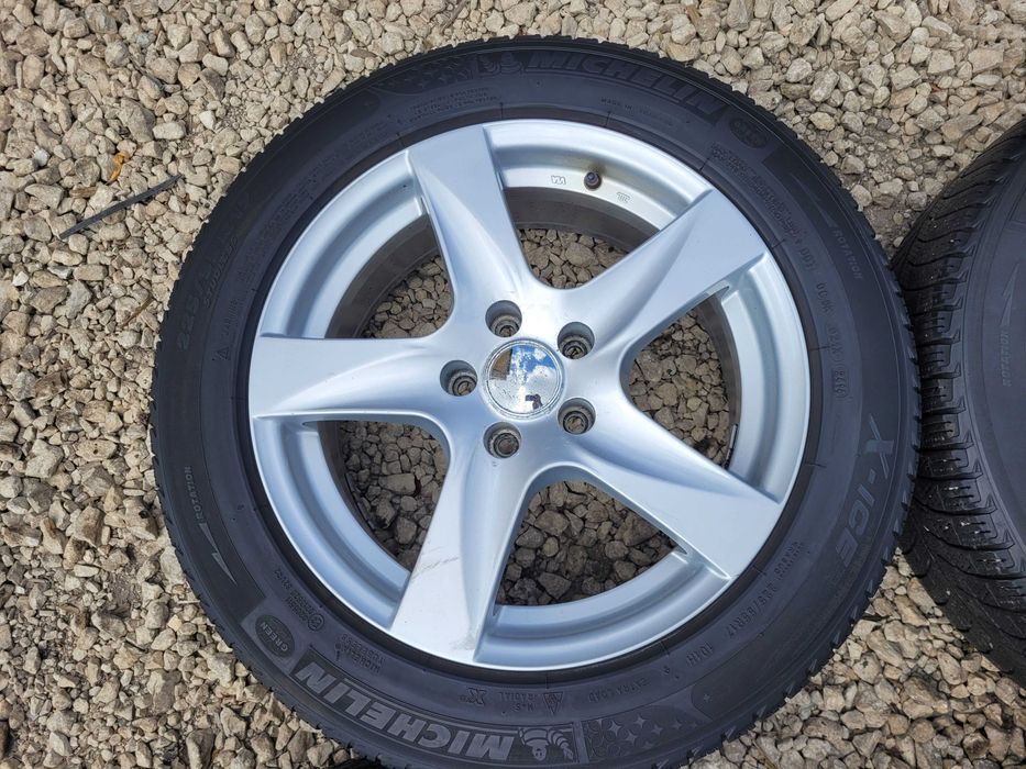 Felgi 5x112 komplet 17 cali ET35 Opony zimowe Michelin 225/55/17