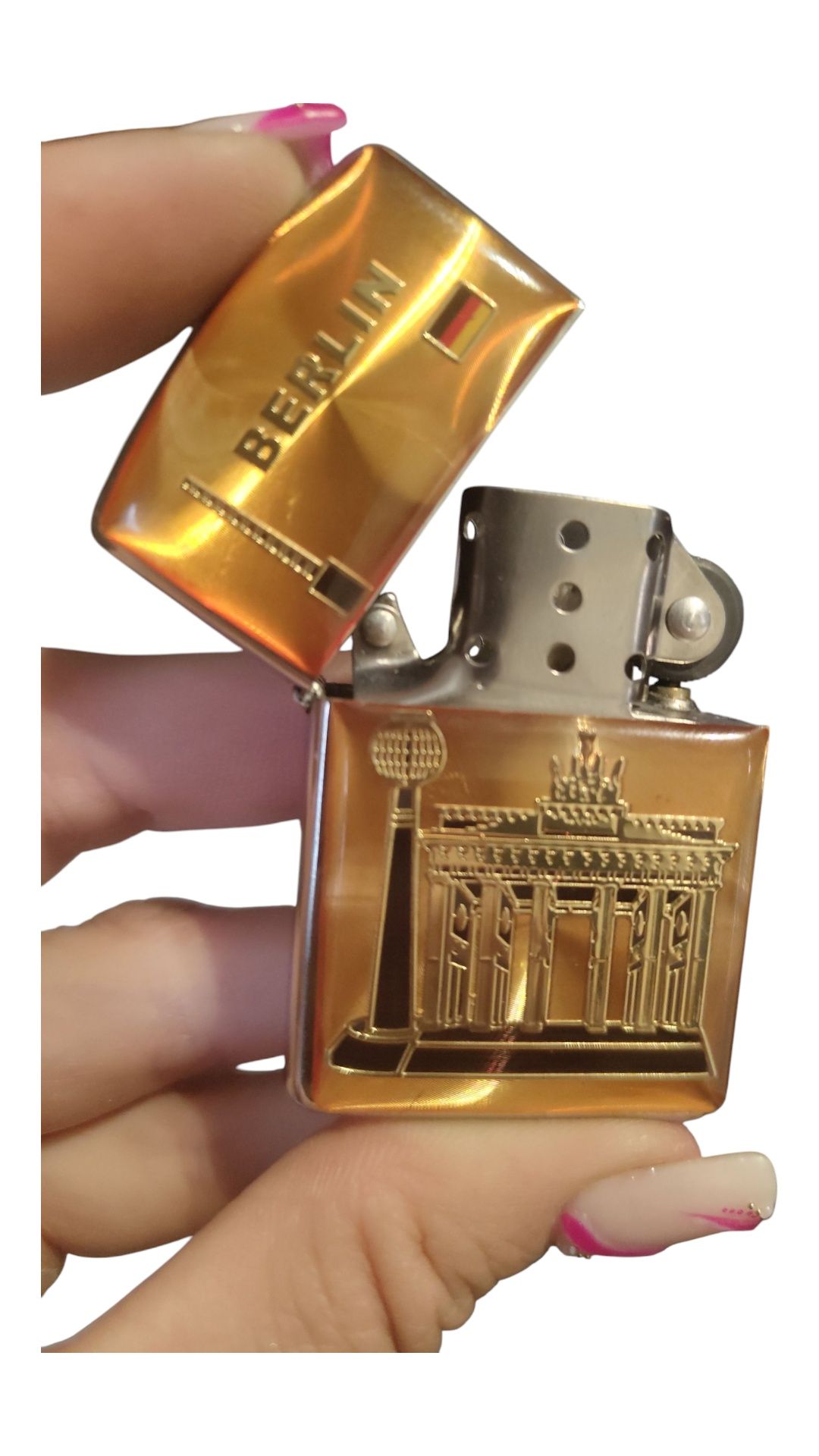 Zapalniczka Zippo  Berlin -benzynowa