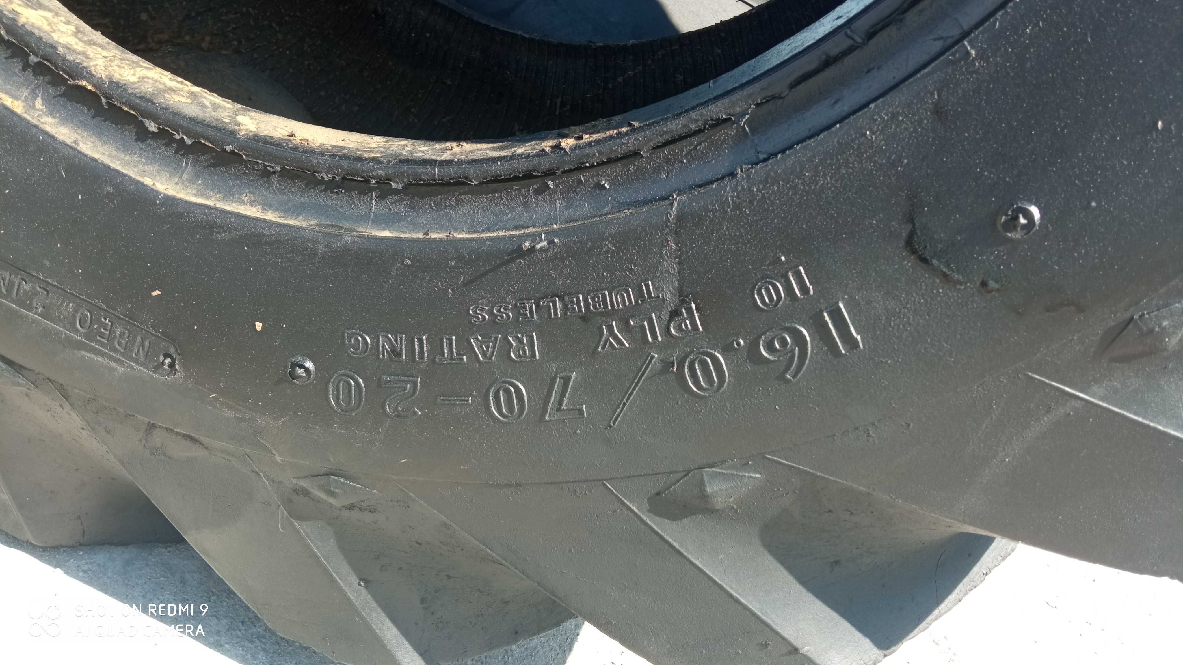 16.0/70-20 Goodyear SuperGrip JA498