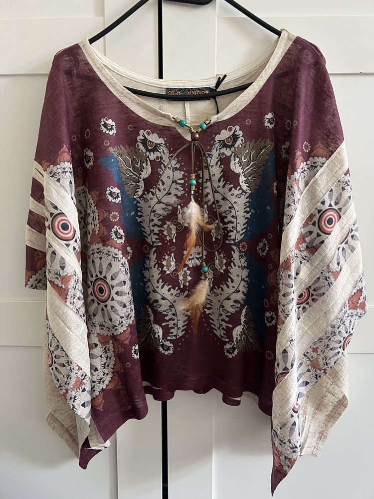 koszula poncho boho style z piórami QED LONDON