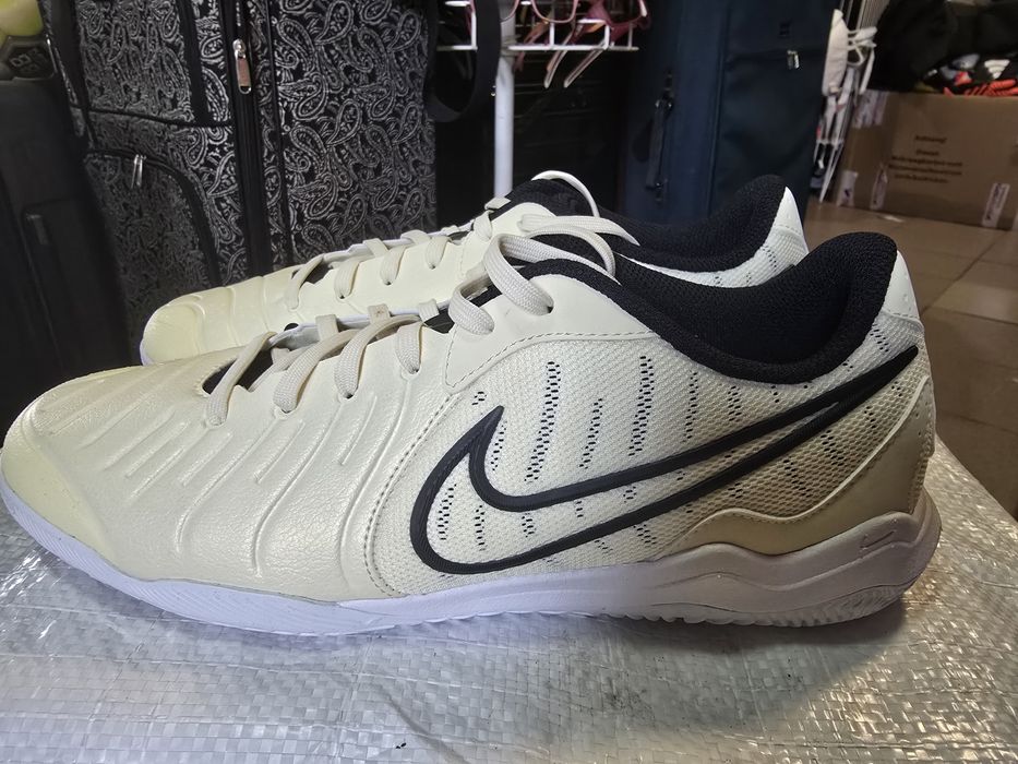 Футзалки Nike Tiempo Legend X Academy IC DV4341-700