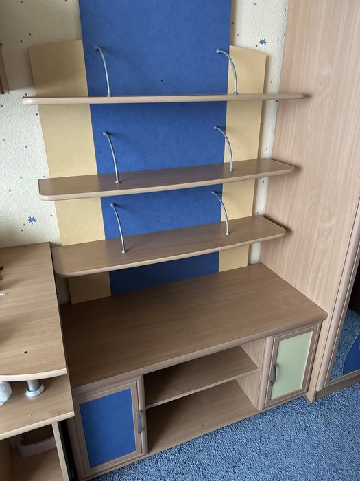 меблі в спальню дитячу світло коричневі