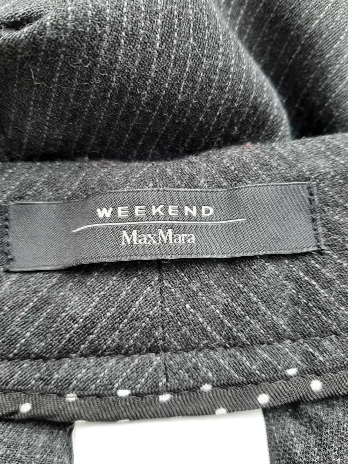 Брюки женские, шерстяные. Брюки Weekеnd MaxMara.