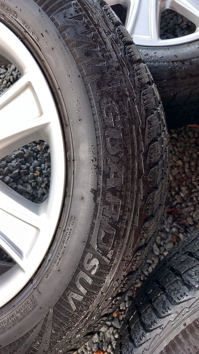 Koła komplet felg RH z oponami Zima SUV 235/60/R18 Nexen WinGuard