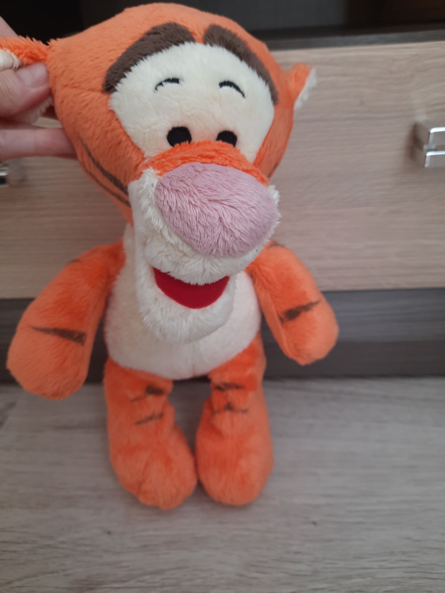 Tygrys Kubuś Puchatek maskotka Disney pluszak