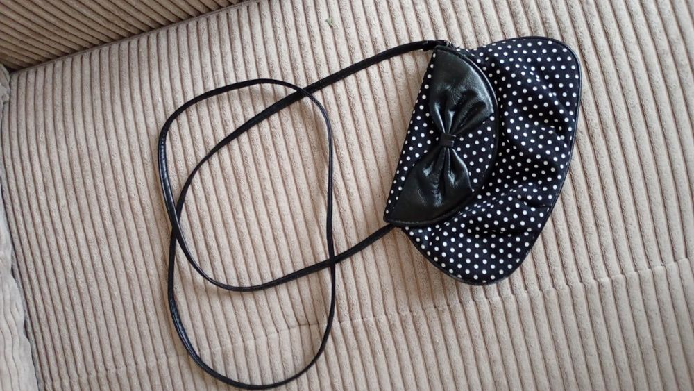 Torebeczka mała z czarną kokardą w białe groszki nowa