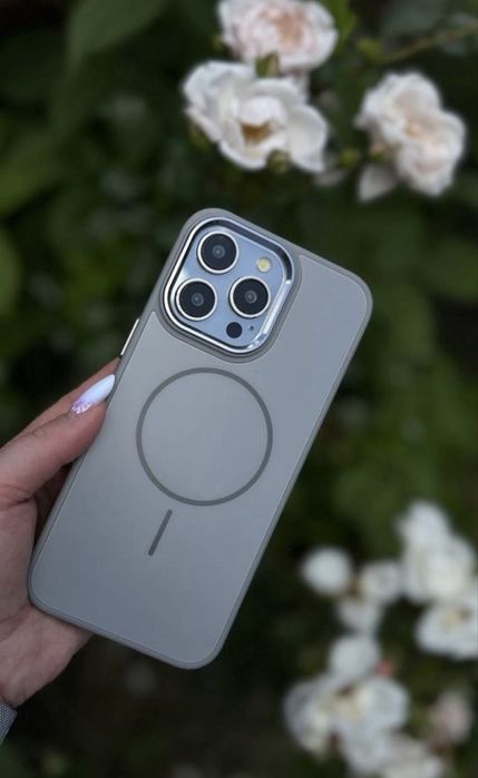 Чохол на Iphone 16 pro max новий