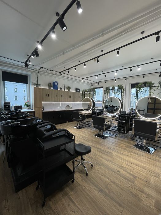 Gotowy salon / coworking fryzjerski w Warszawie