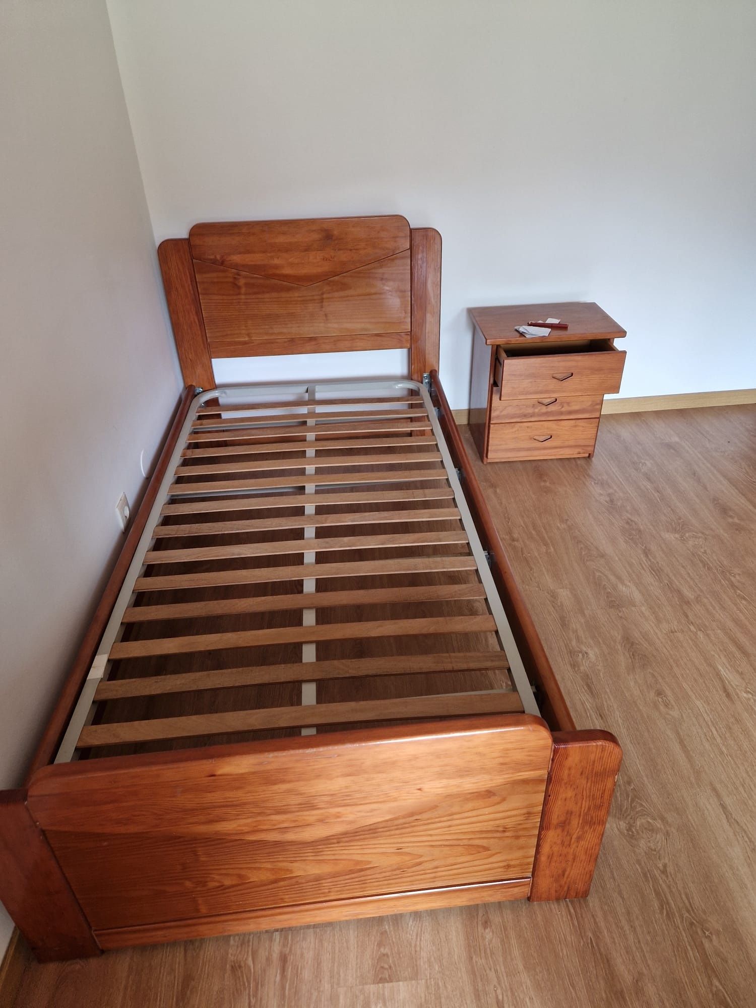 Cama de solteiro