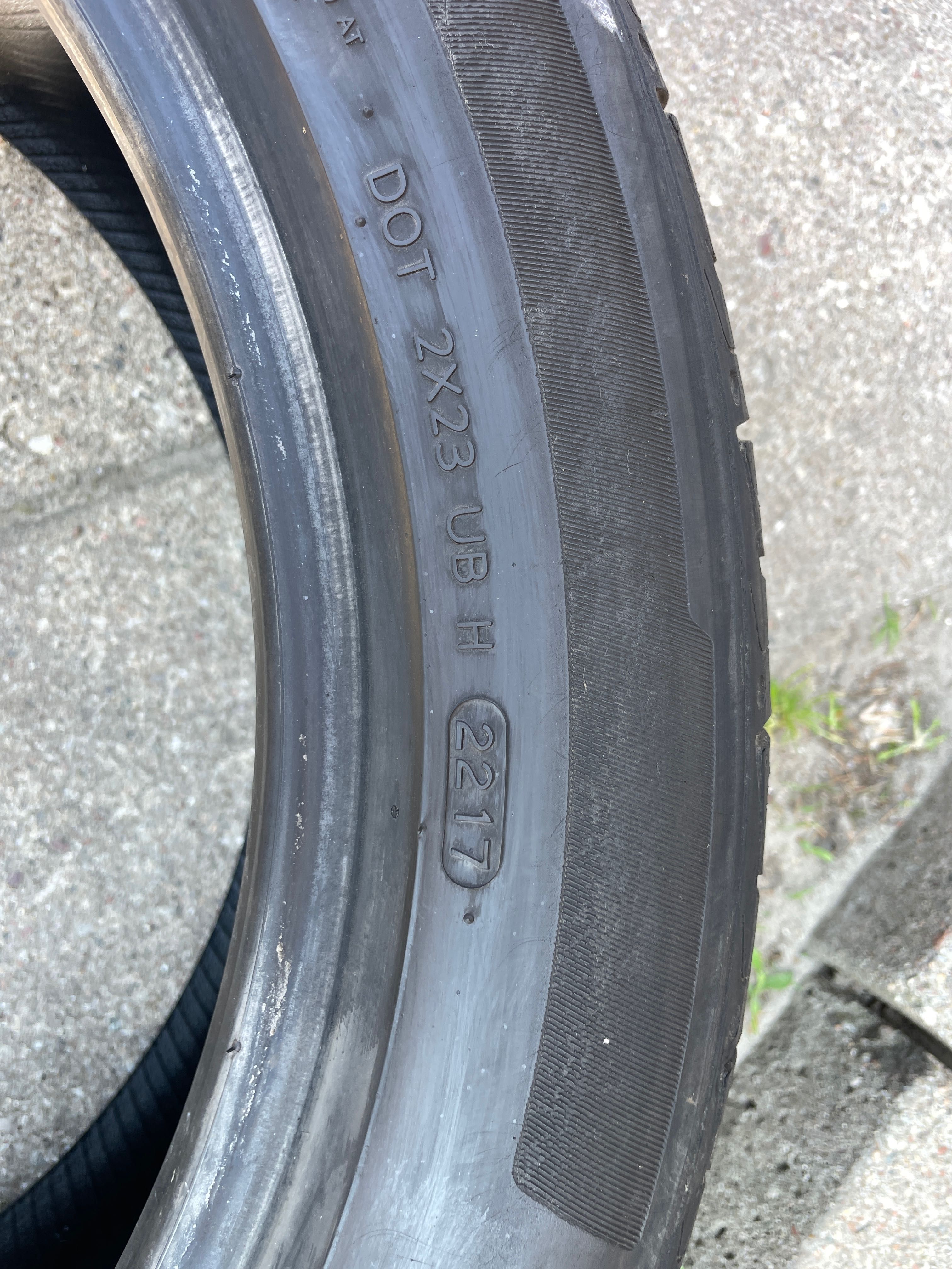 2 x Hankook Ventus S1 evo 2 SUV 235/50/19 99V