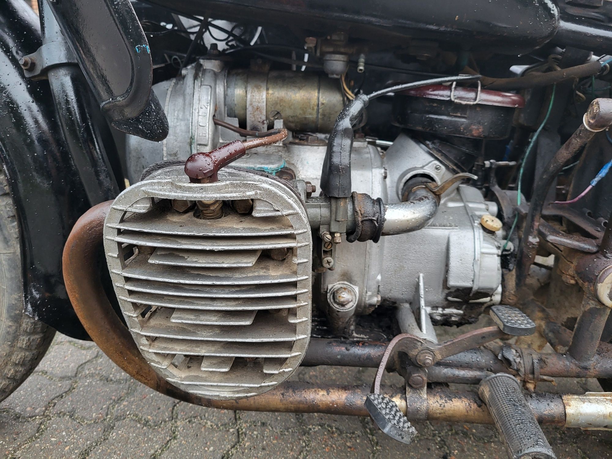 K 750 kmz dniepr mt mw ural m 72 imz