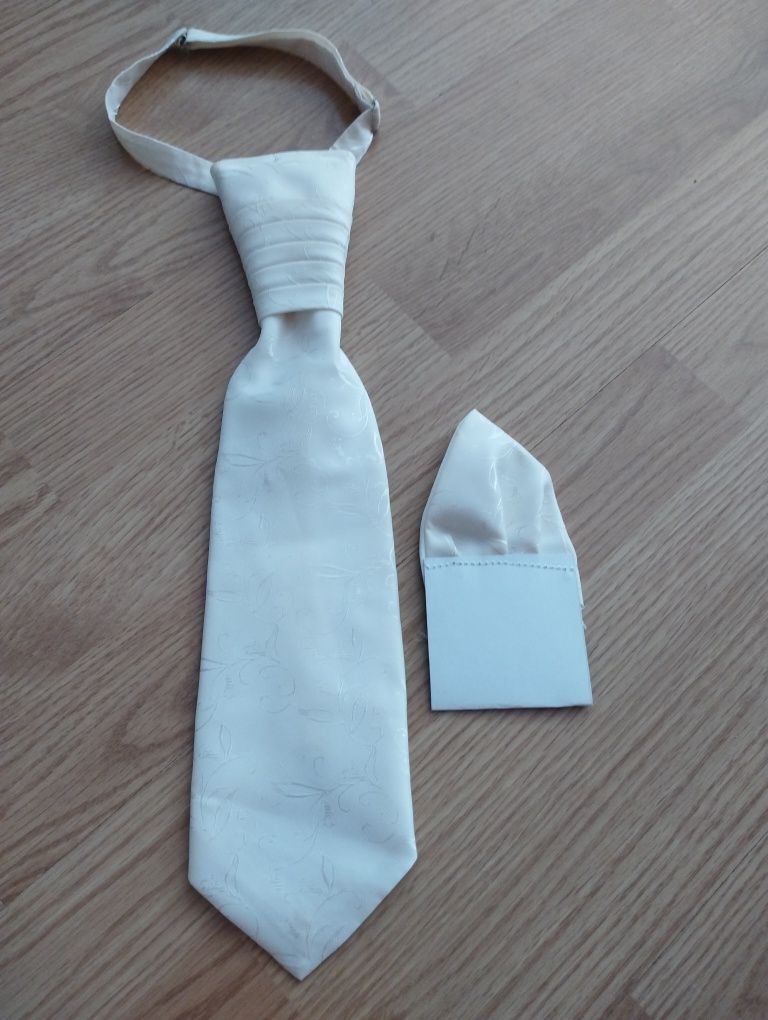 Krawat plus poszetka do kieszonki