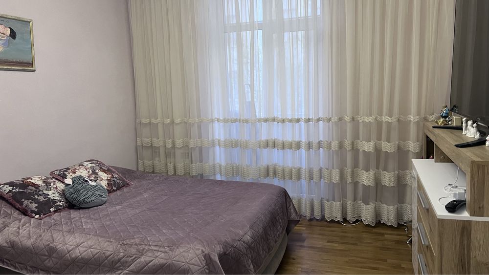 Гагарина.96 квартал.С Автономным отоплением 2х комнатная.Красная линия