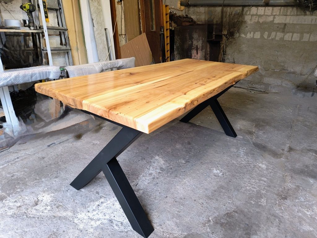 Stół drewniany naturalny