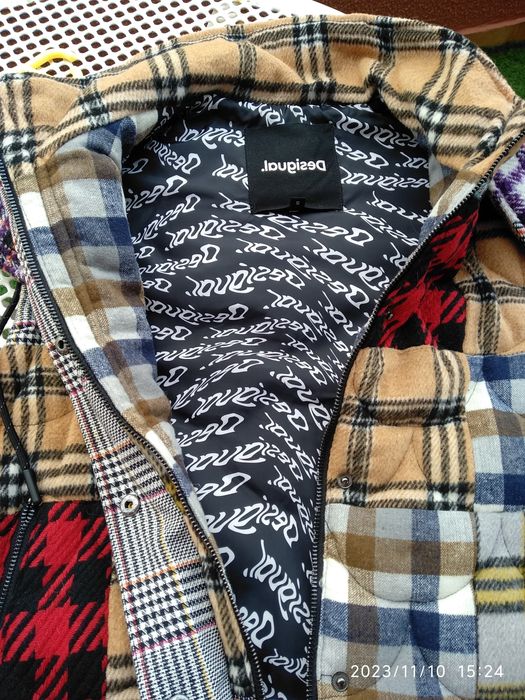 Colete marca DESIGUAL