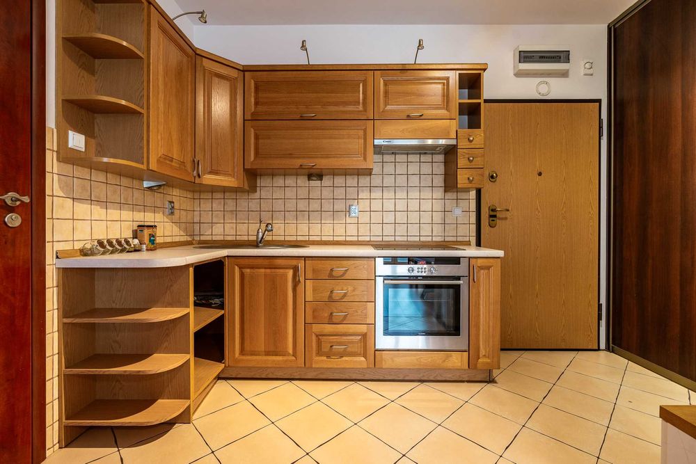 Ruczaj / ul. Chmieleniec 16 / taras / piwnica