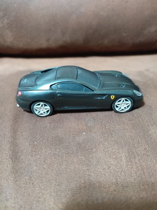 Коллекционная модель автомобиля Ferrari 599 GTB Fiorano