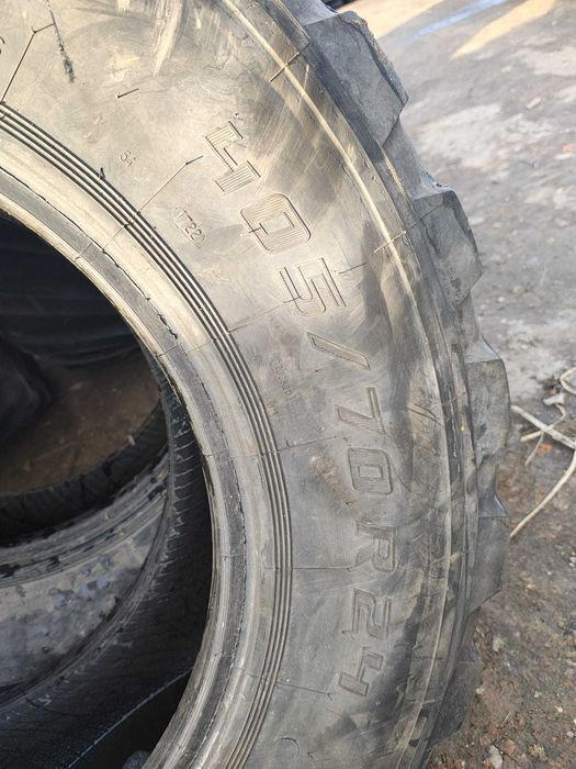 Opony przemysłowe 405/70R24 Mitas ładowarka JCB Cat Kramer Manitou