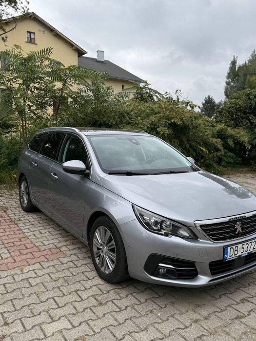 Peugeot 308 sw 2019 .8hp.